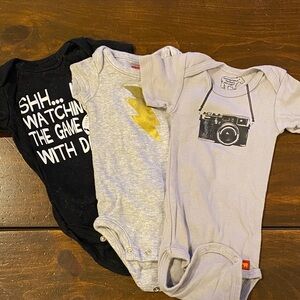 Graphic Kids One Piece Set - Black, Gray, Gold